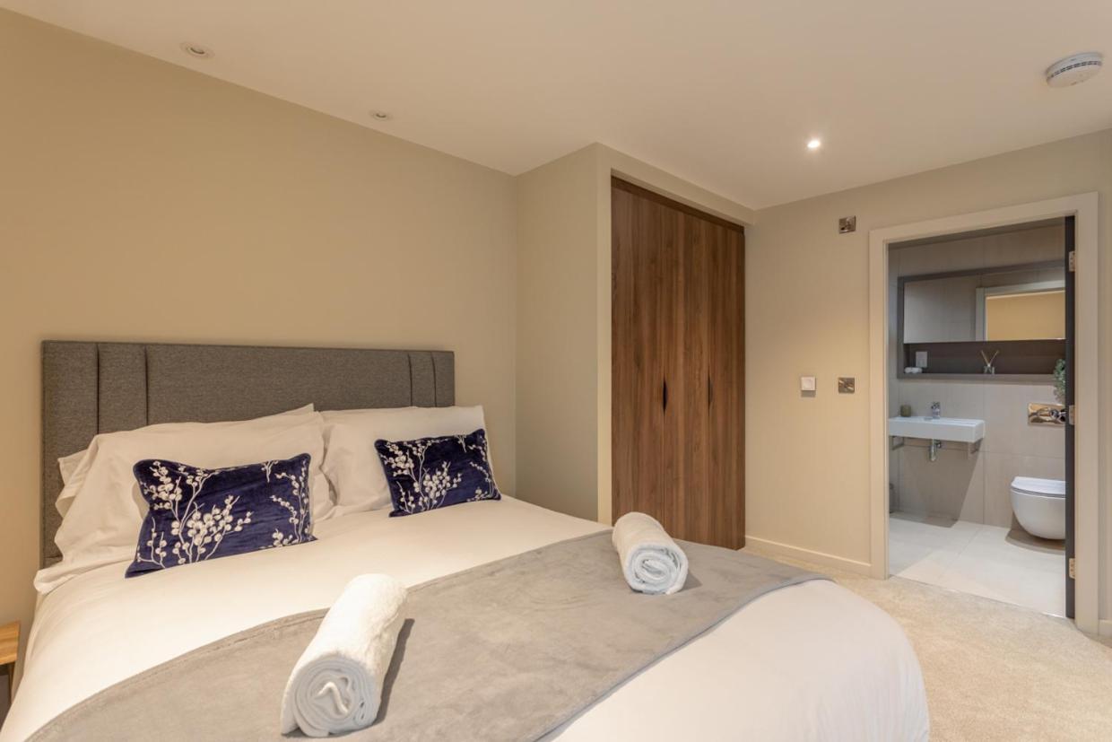 Luxury 2 Bedroom Apartment With Free Parking In The Heart Of York Exterior foto